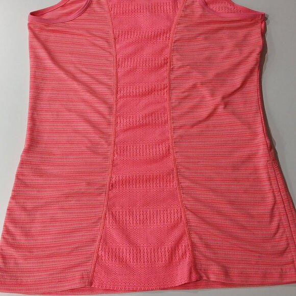Great for the Gym, Two Tank Tops ,Small with Two Gym Shorts Medium, Bundle for - Picture 8 of 8
